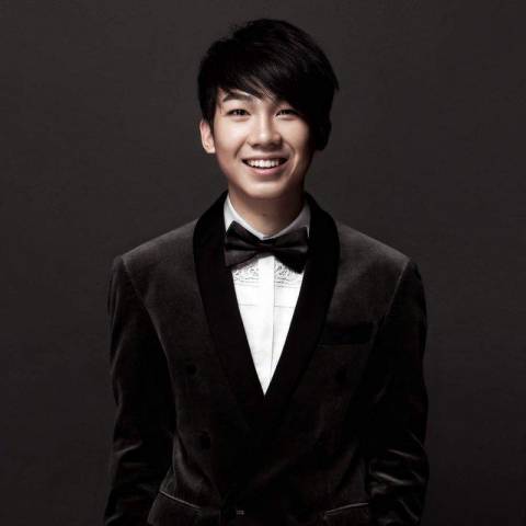 饰邰女士-严晓频介绍:-老专家严晓频 饰老专家-费龙介绍:-熊东旭费龙